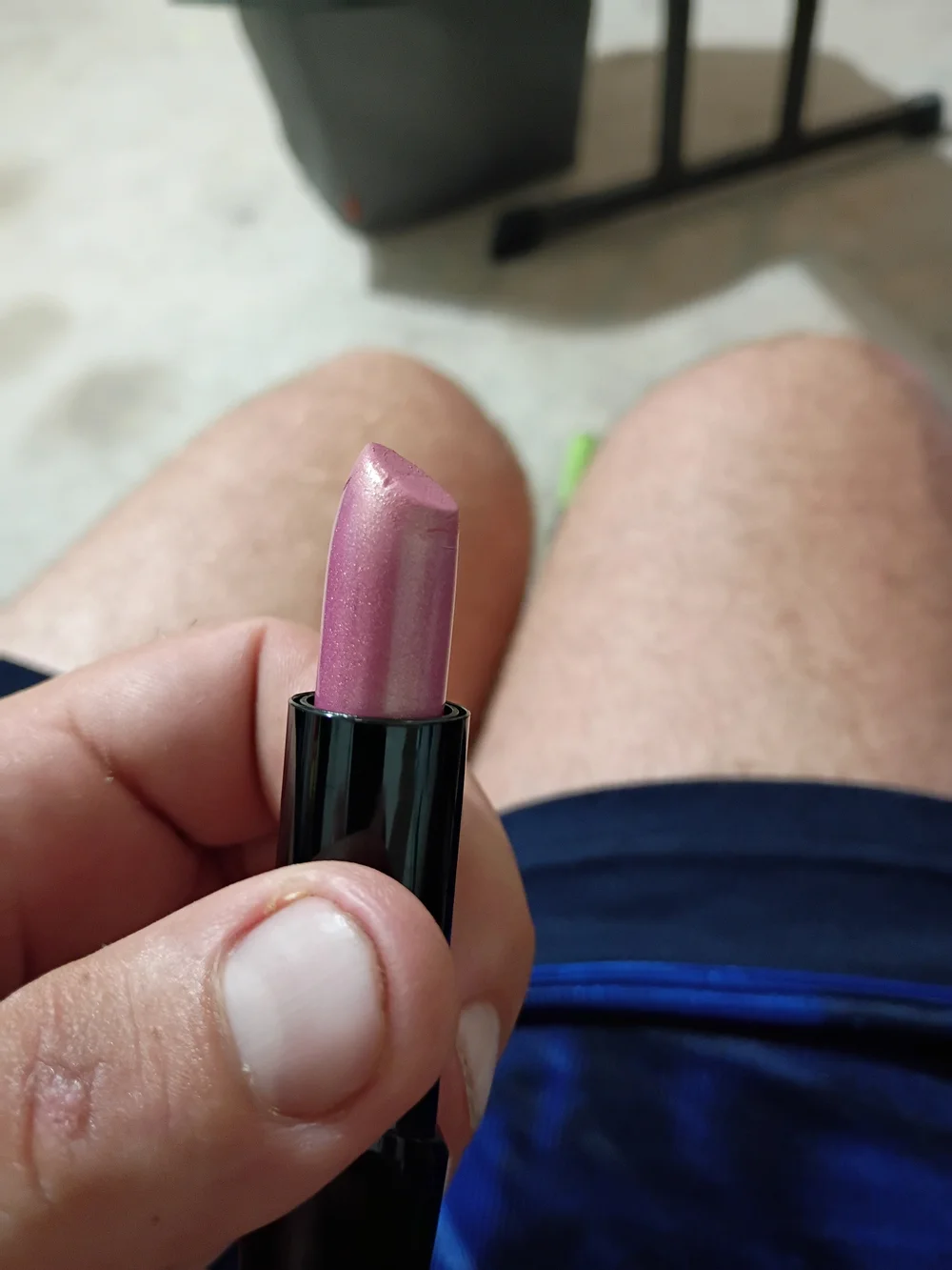wet n wild 530D Dark Pink Frost lipstick - dark pink
